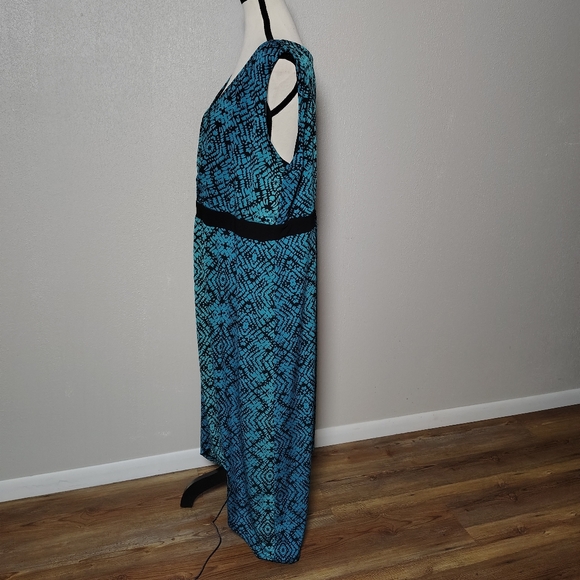 Catherines Blue and Black Asymmetrical Dress 1X - Picture 2 of 5